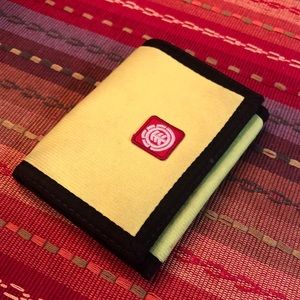 Element Yellow Wallet